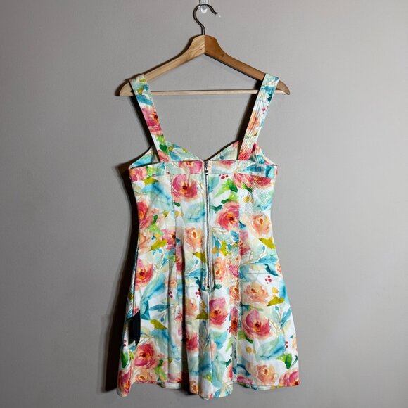 Lulu's Floral dress - Picture 5 of 16